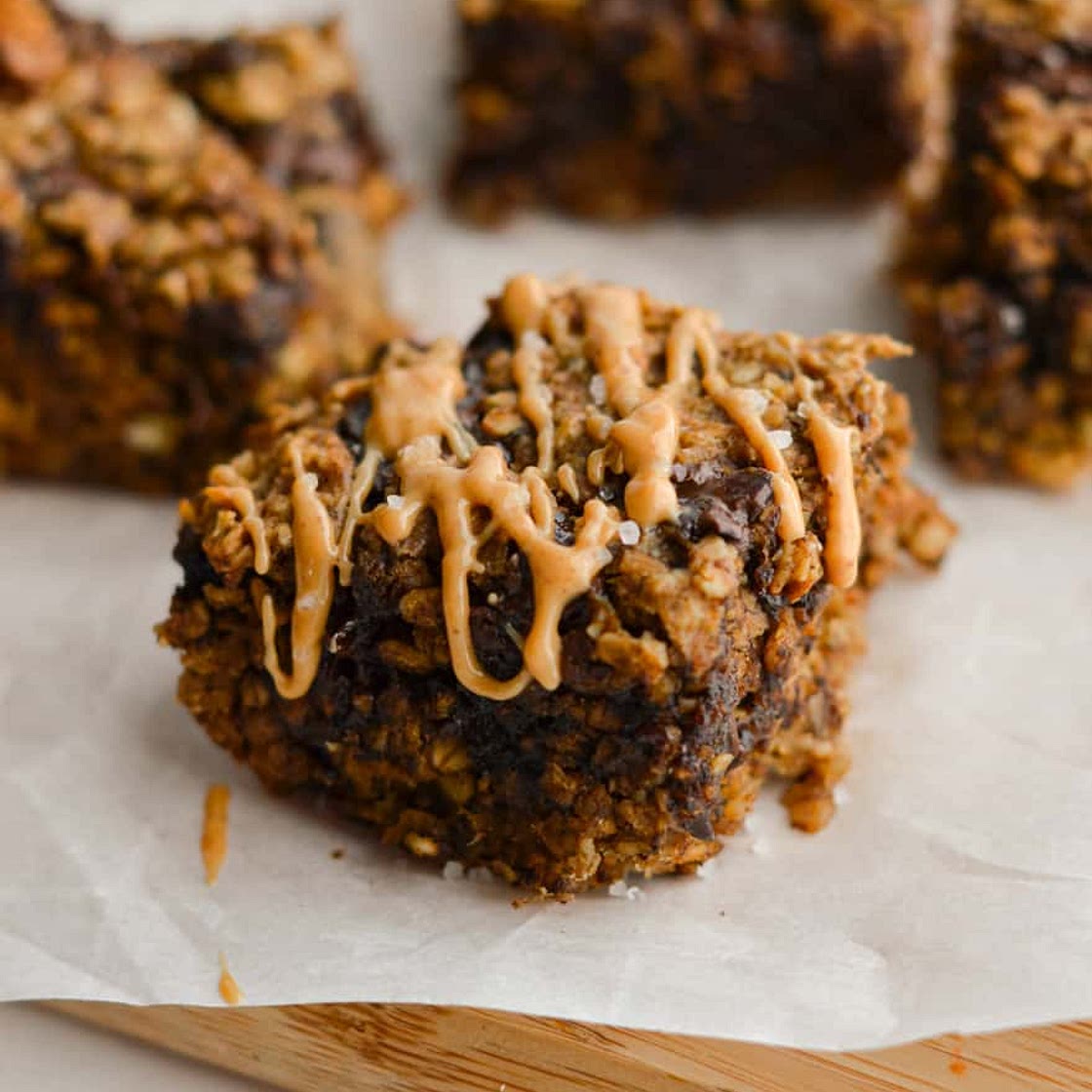One Dish Peanut Butter Banana Oatmeal Bars
