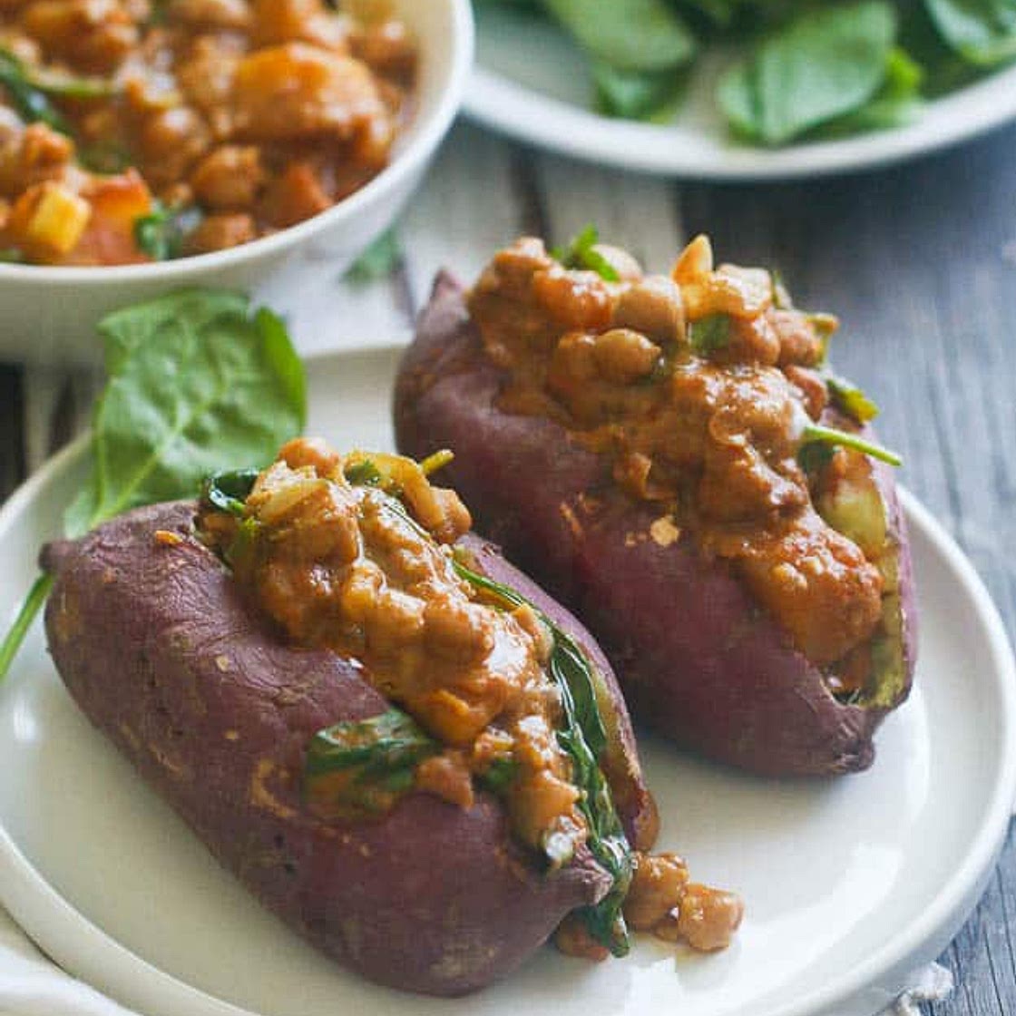 Sweet Potatoes Stuffed With Curry Chickpeas