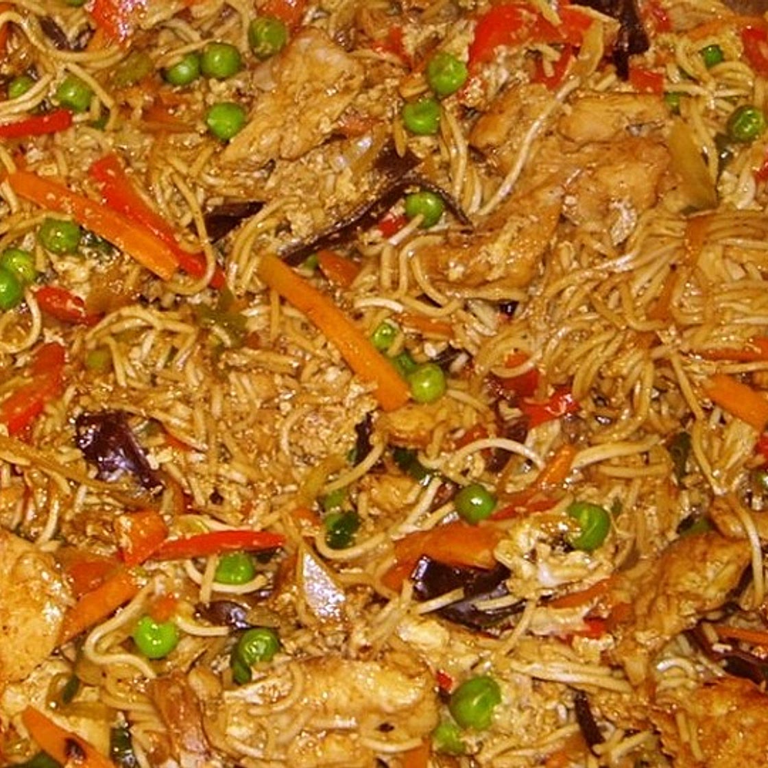 Asia - Nudeln mit Hähnchen & Ei