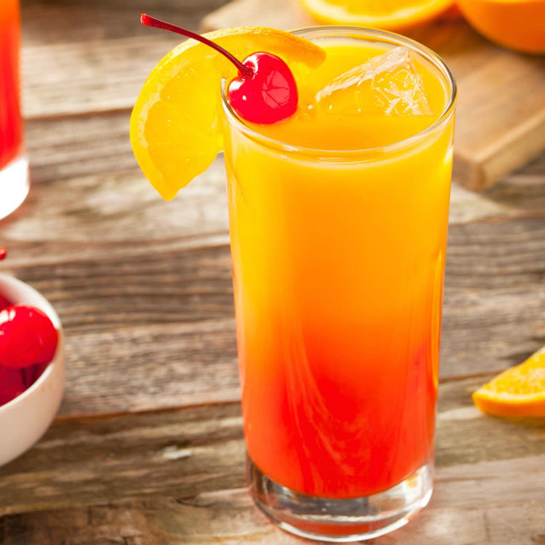 Tequila Sunrise long drink