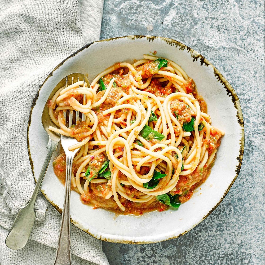 Gazpacho sauce spaghetti