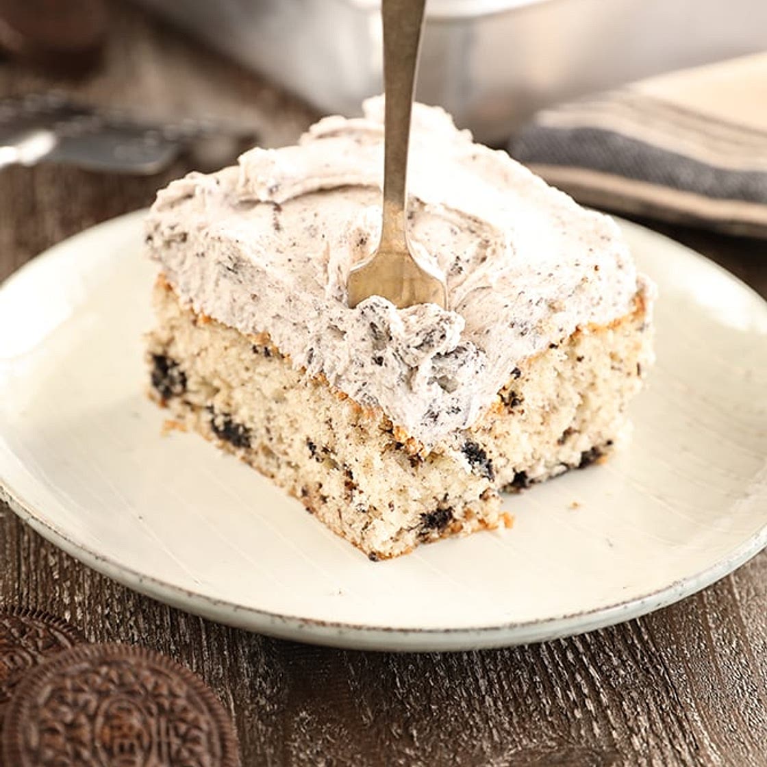 Cookies and Cream Sheet Cake