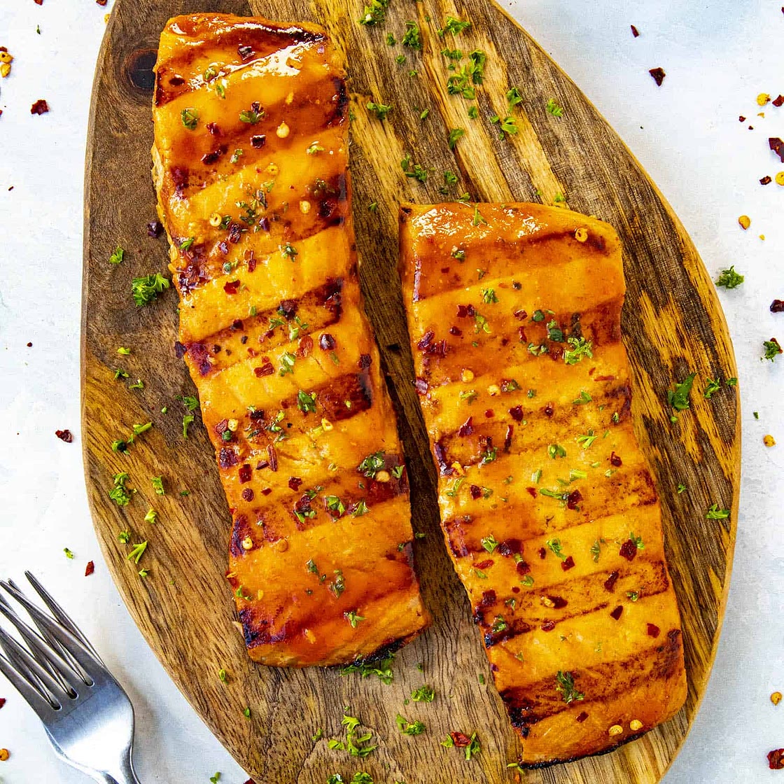 Honey-Sriracha Grilled Salmon Recipe