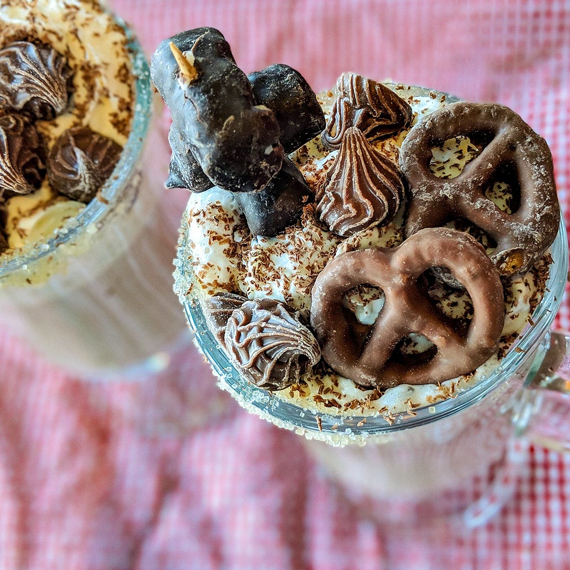 Chocolat chaud aux rosettes