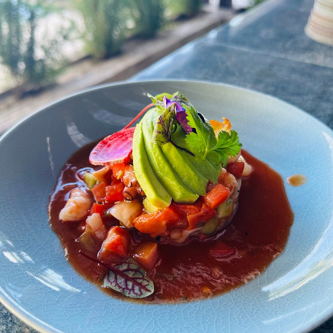 Grand Velas Vuelve a La Vida