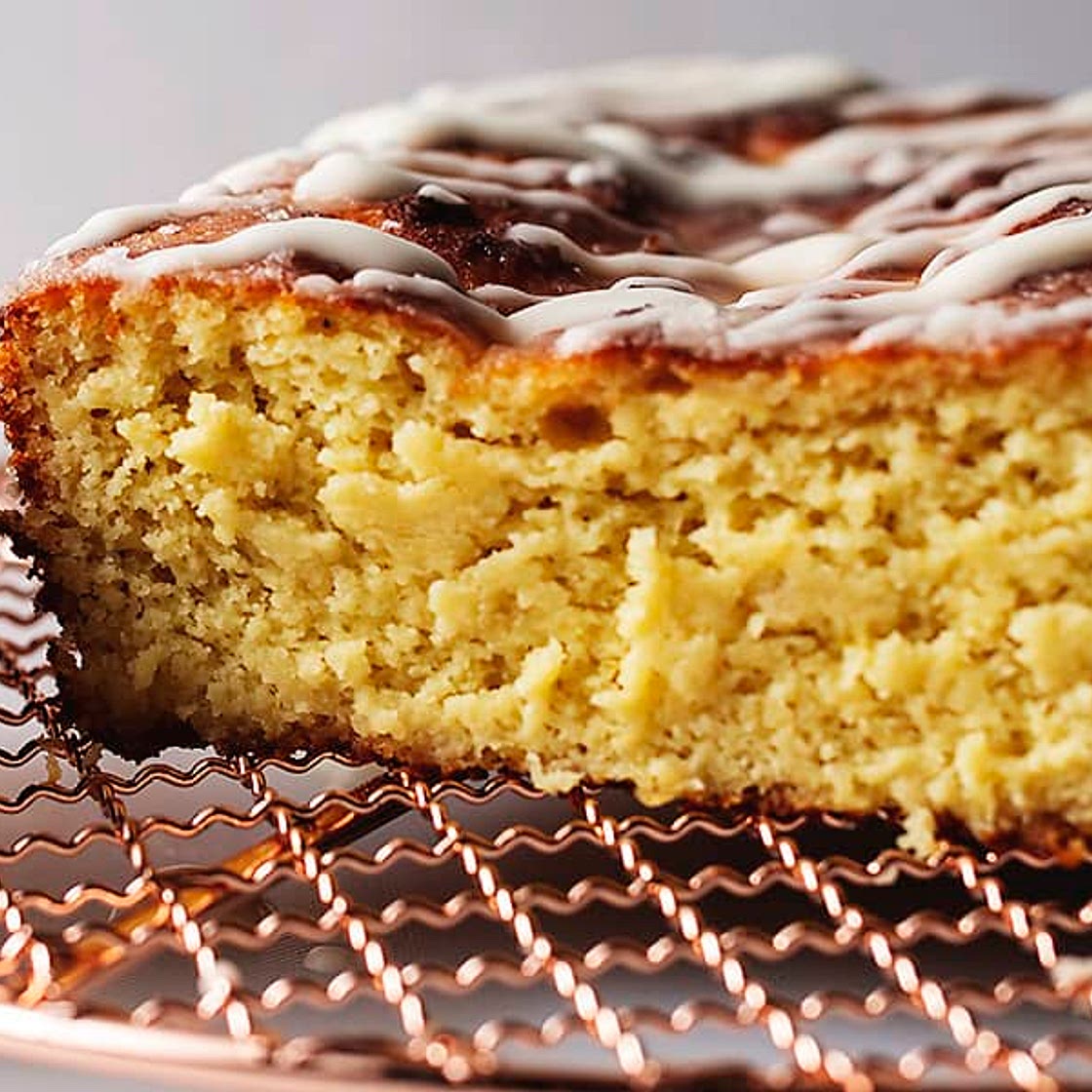 Keto Lemon Pound Cake with Lemon Glaze