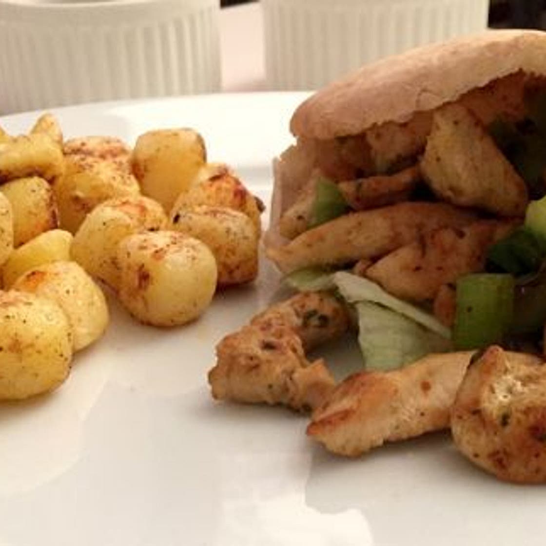 Home-made low FODMAP chicken shawarma