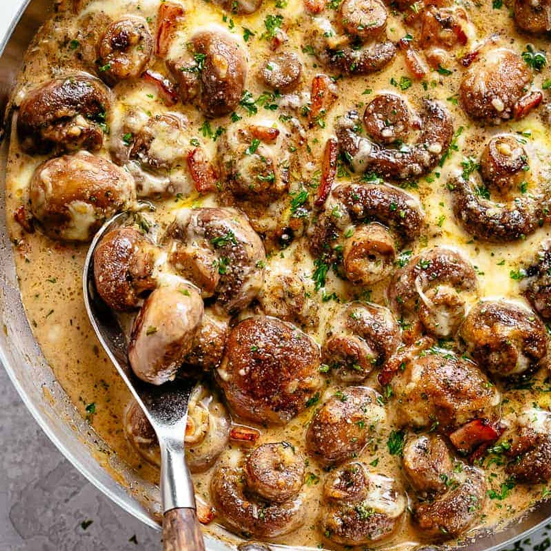 Creamy Garlic Mushrooms and Bacon