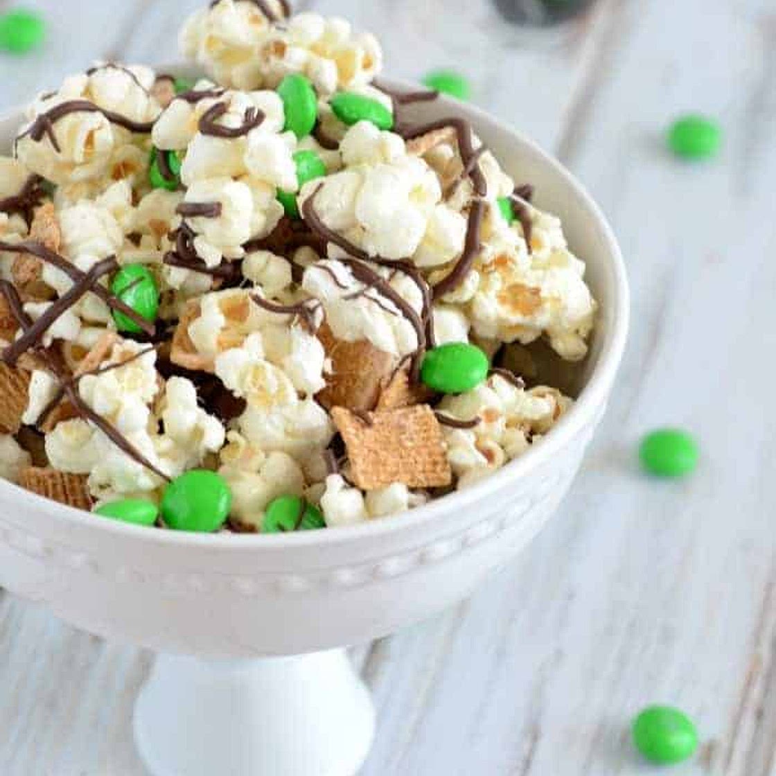 St. Patrick's Day S'more Snack Mix