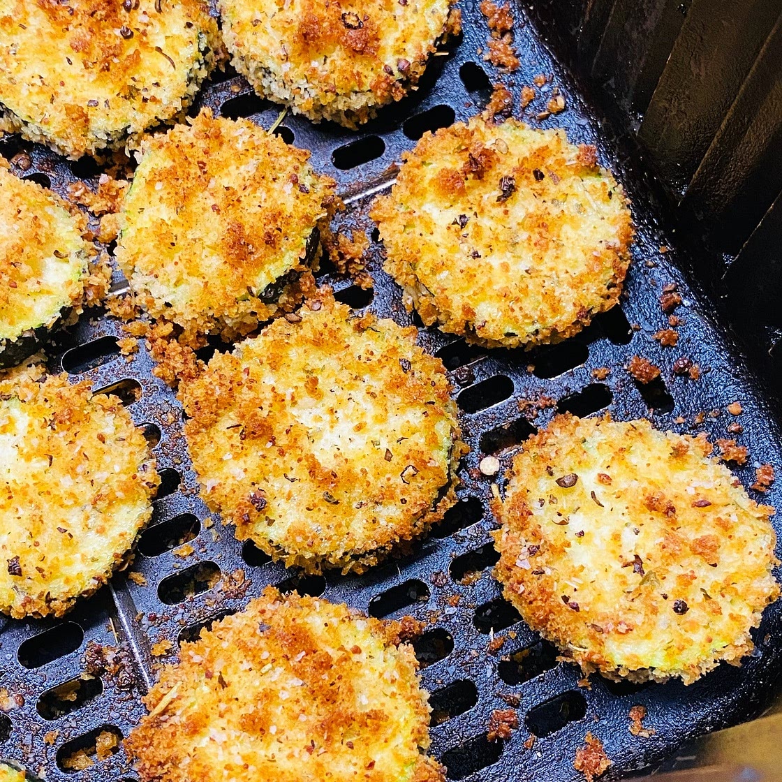 Crispy Air Fryer Zucchini Chips