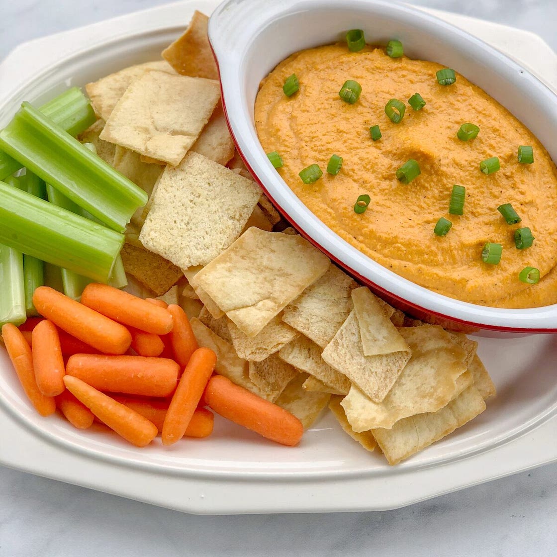 4-Ingredient Vegan Buffalo Dip