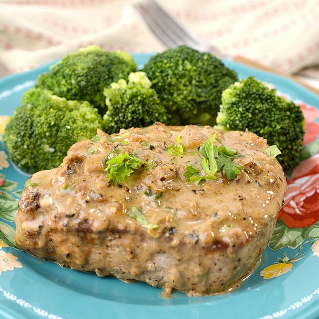 Keto Pork Chops in Parmesan Basil Cream Sauce (Thick Cut )