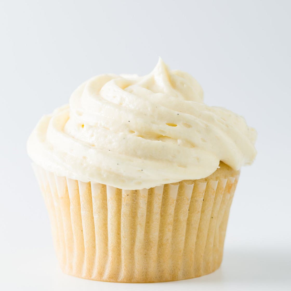 The Best Vanilla Cupcakes