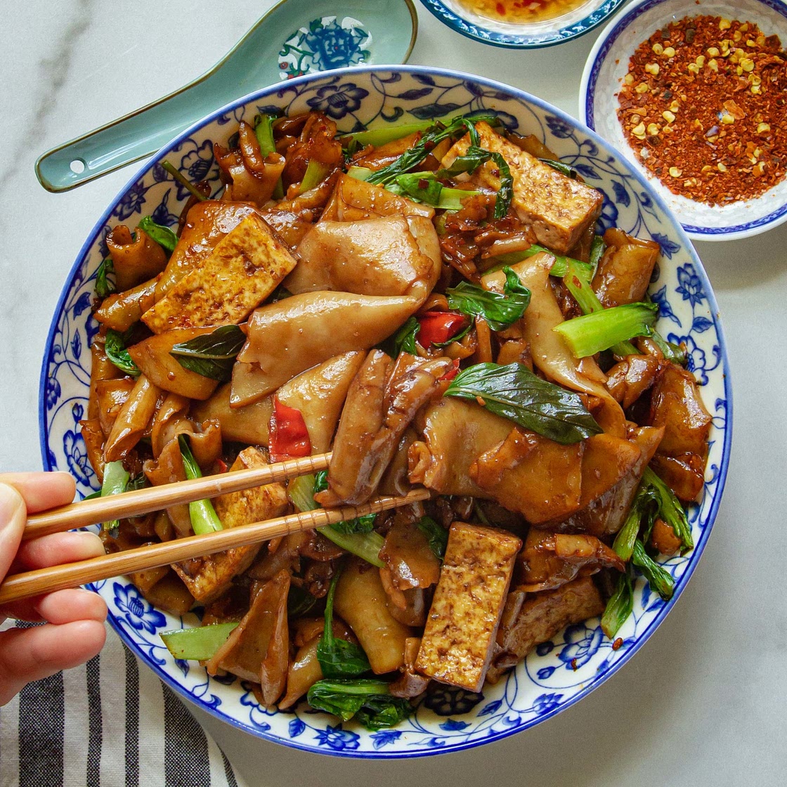 Vegan Pad Kee Mao (Drunken Noodles)