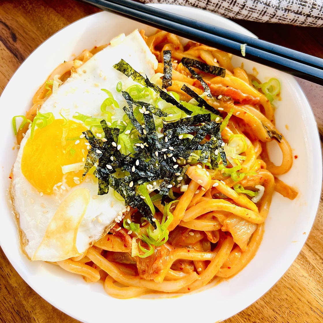 Creamy Kimchi Udon Noodles