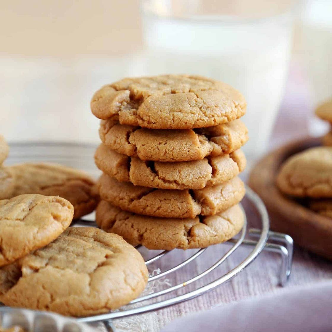 Easy 4-Ingredient Peanut Butter Cookies