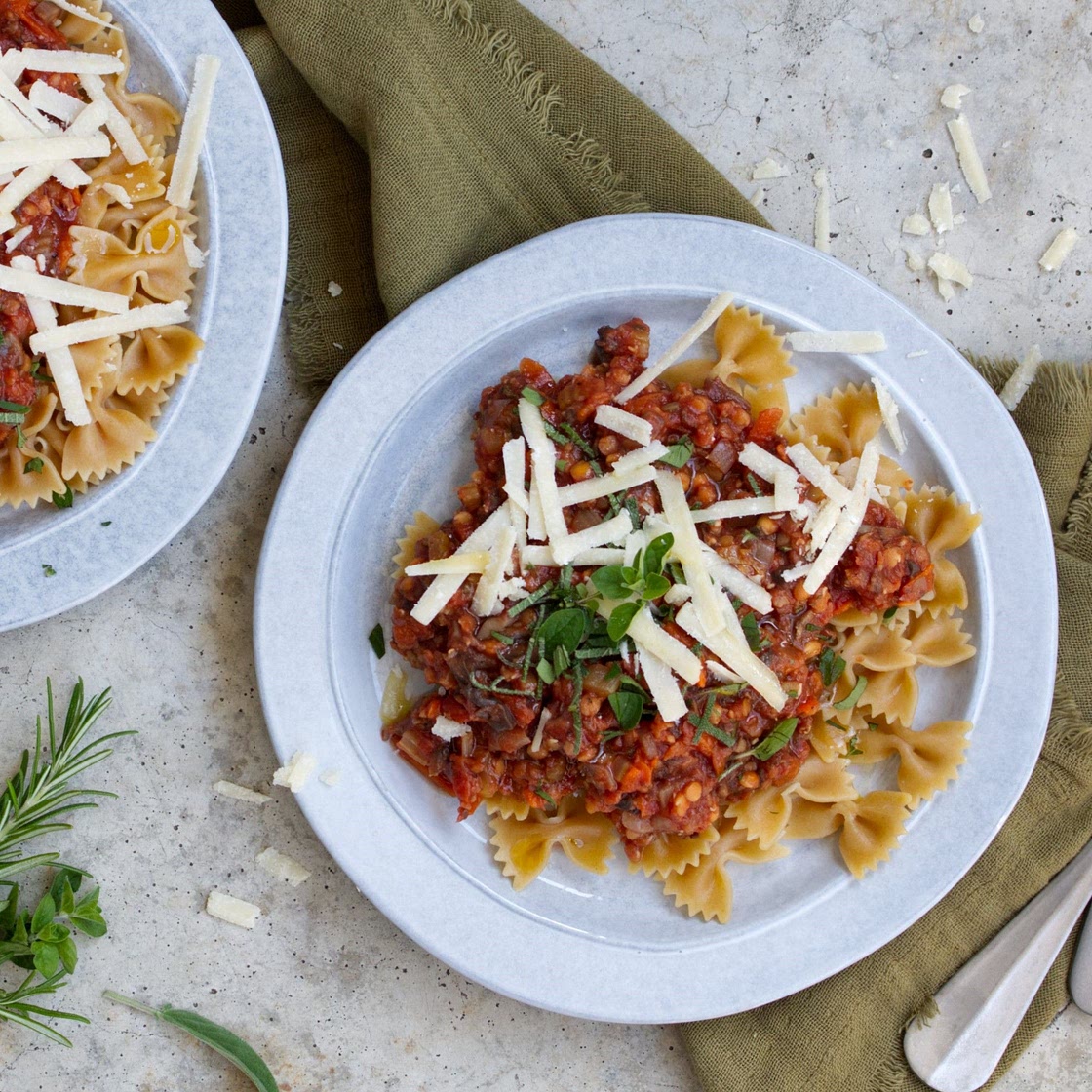 Pasta mit Linsen-Bolognese