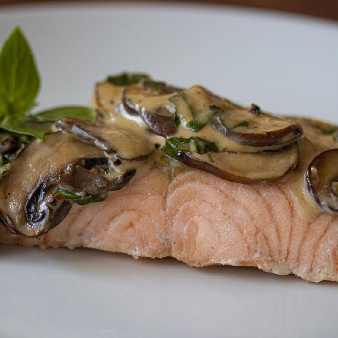 Salmon with Basil Sauce