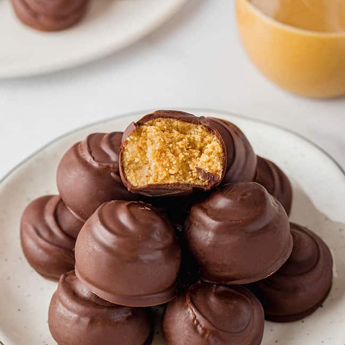 Healthy Peanut Butter Balls (vegan, gluten-free)