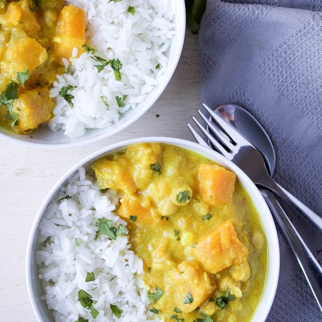 Yellow Squash and Chickpea Curry