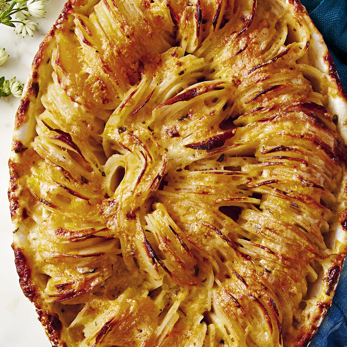 Scalloped Hasselback Potatoes With Cheddar