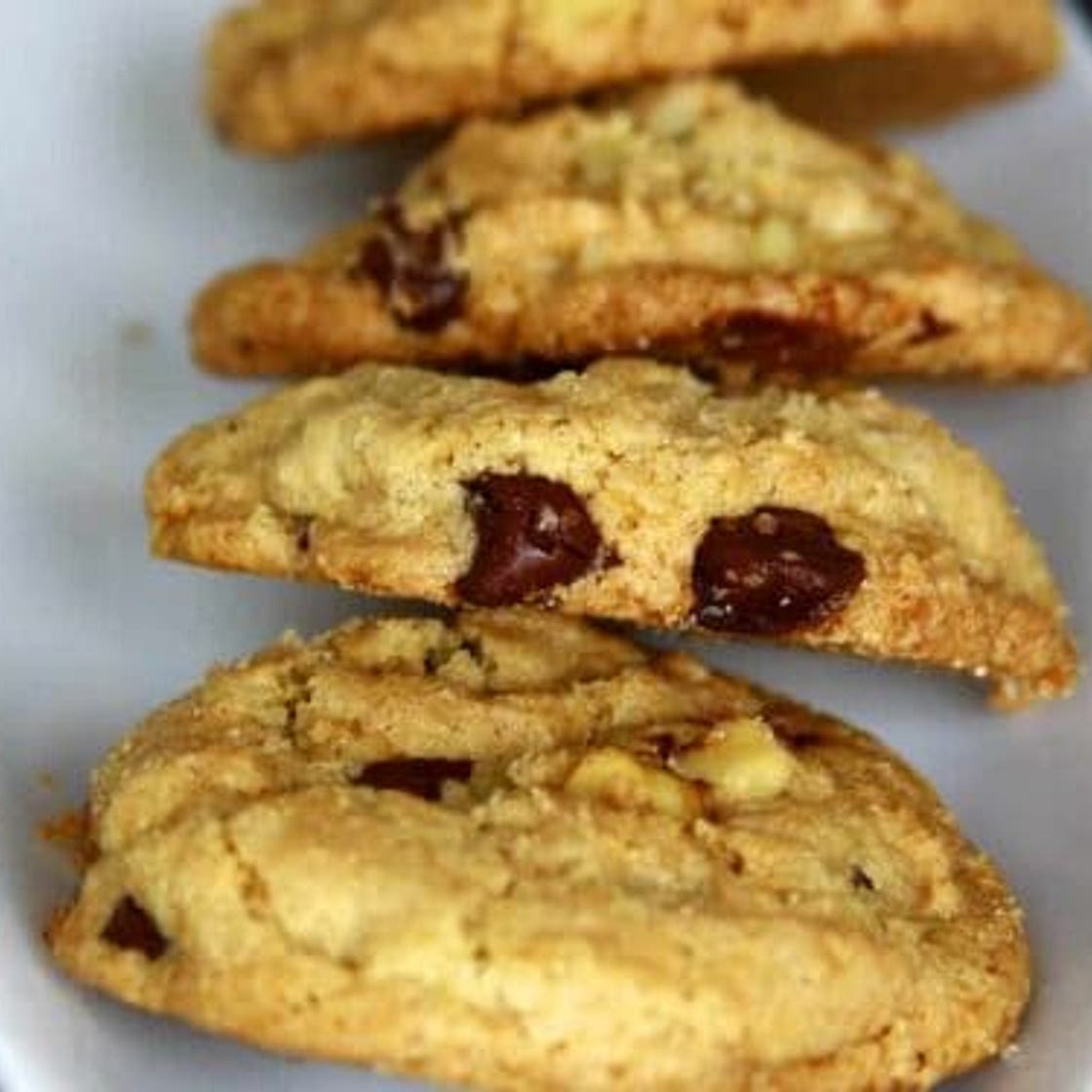Oats & Brown Rice Flour Chocolate Chip Cookies