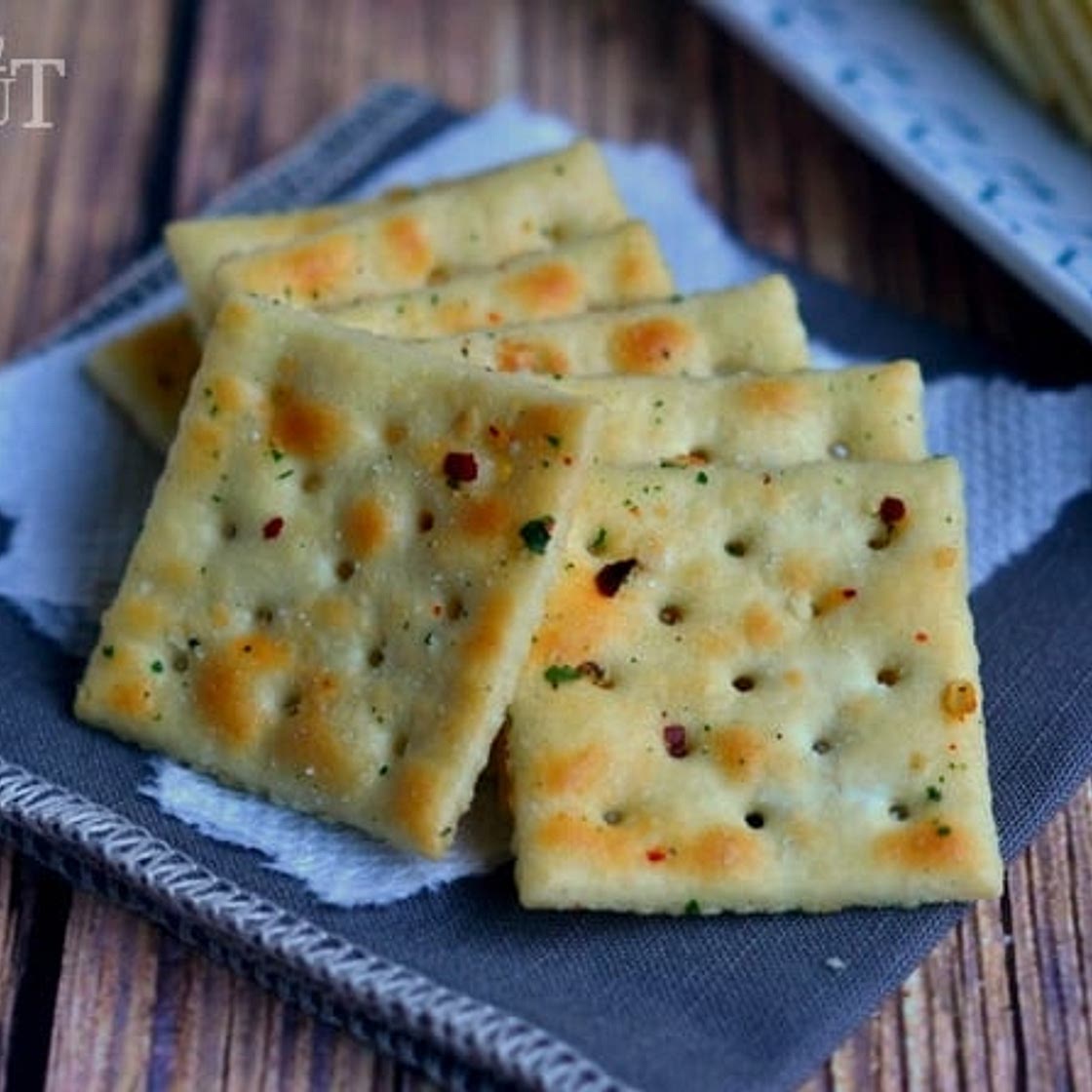 {Easy} Spicy Ranch Crackers