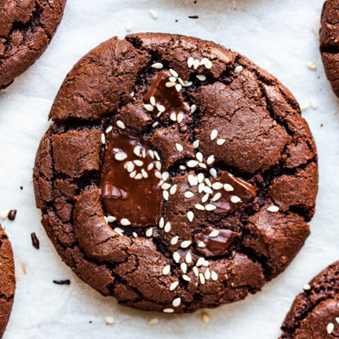 Vegan chocolate cookies with tahini