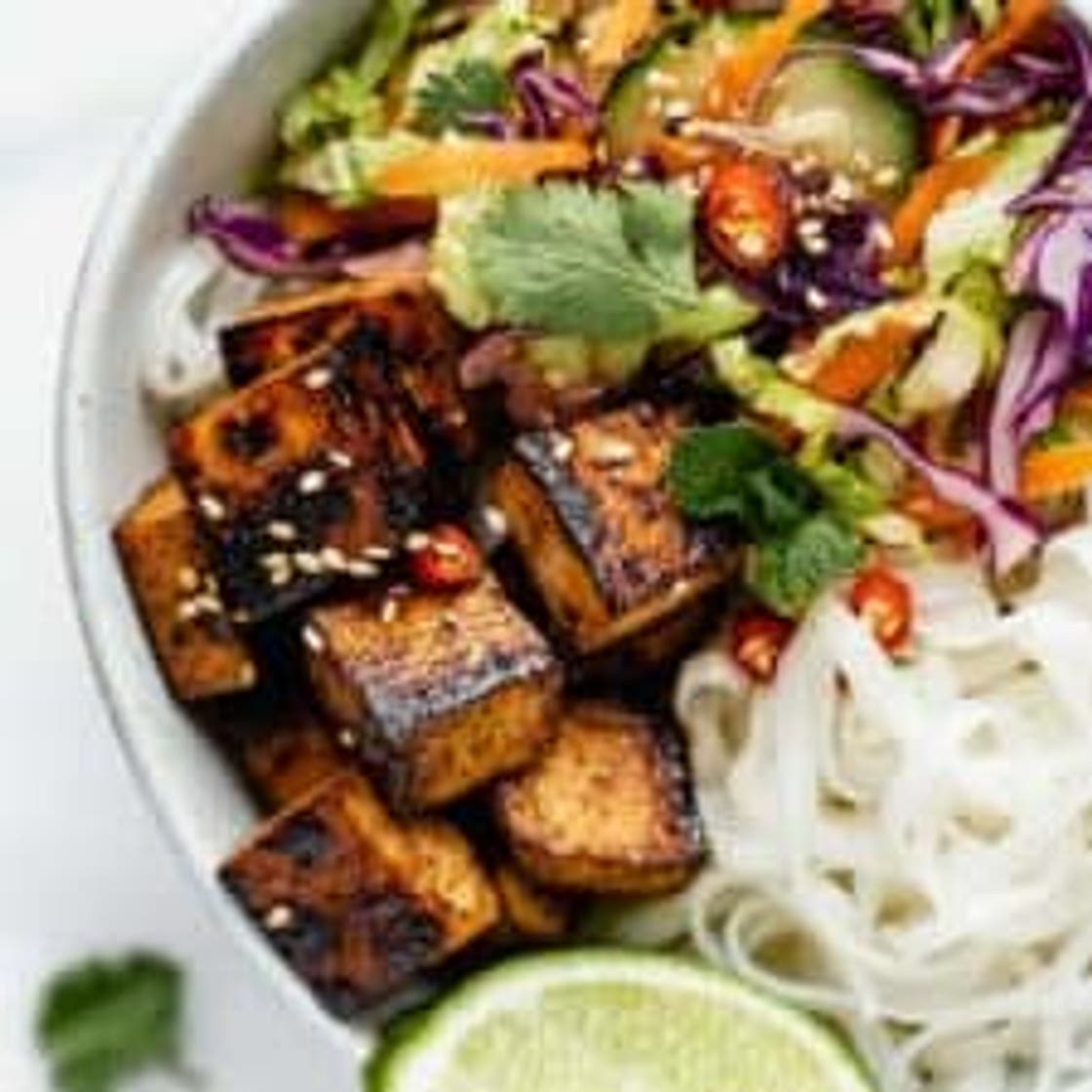 Vietnamese Noodle Bowls with Lemongrass Tofu