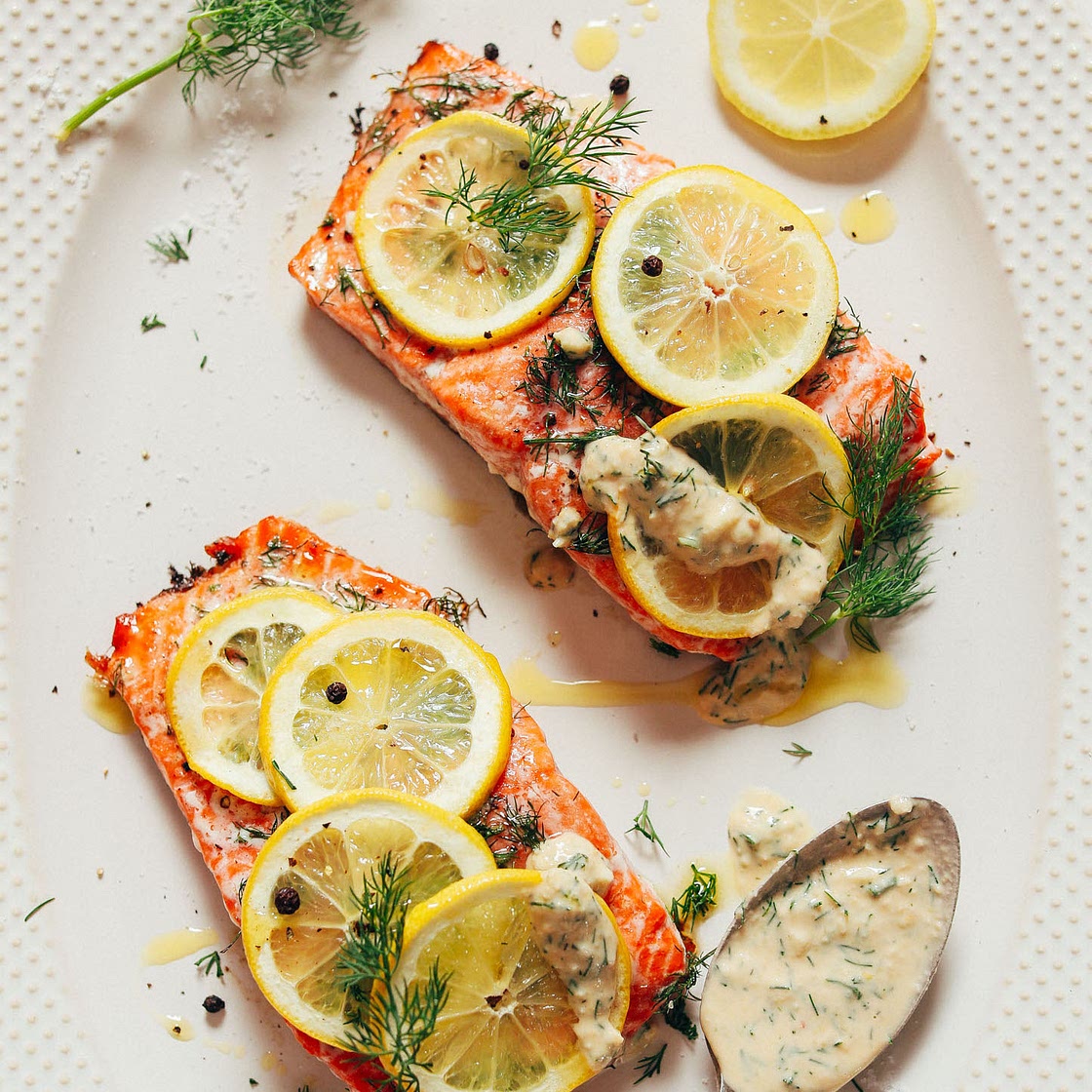 Lemon Baked Salmon With Garlic Dill Sauce (20 minutes!)