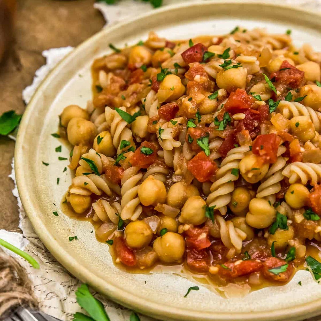 BBQ Chickpea Pasta