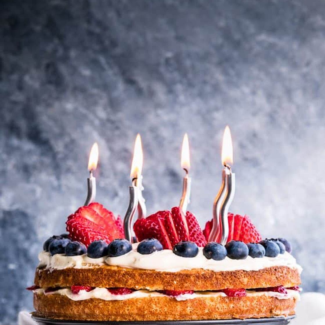 Keto Birthday Cake - How To Bake For Your Keto Friends And Family