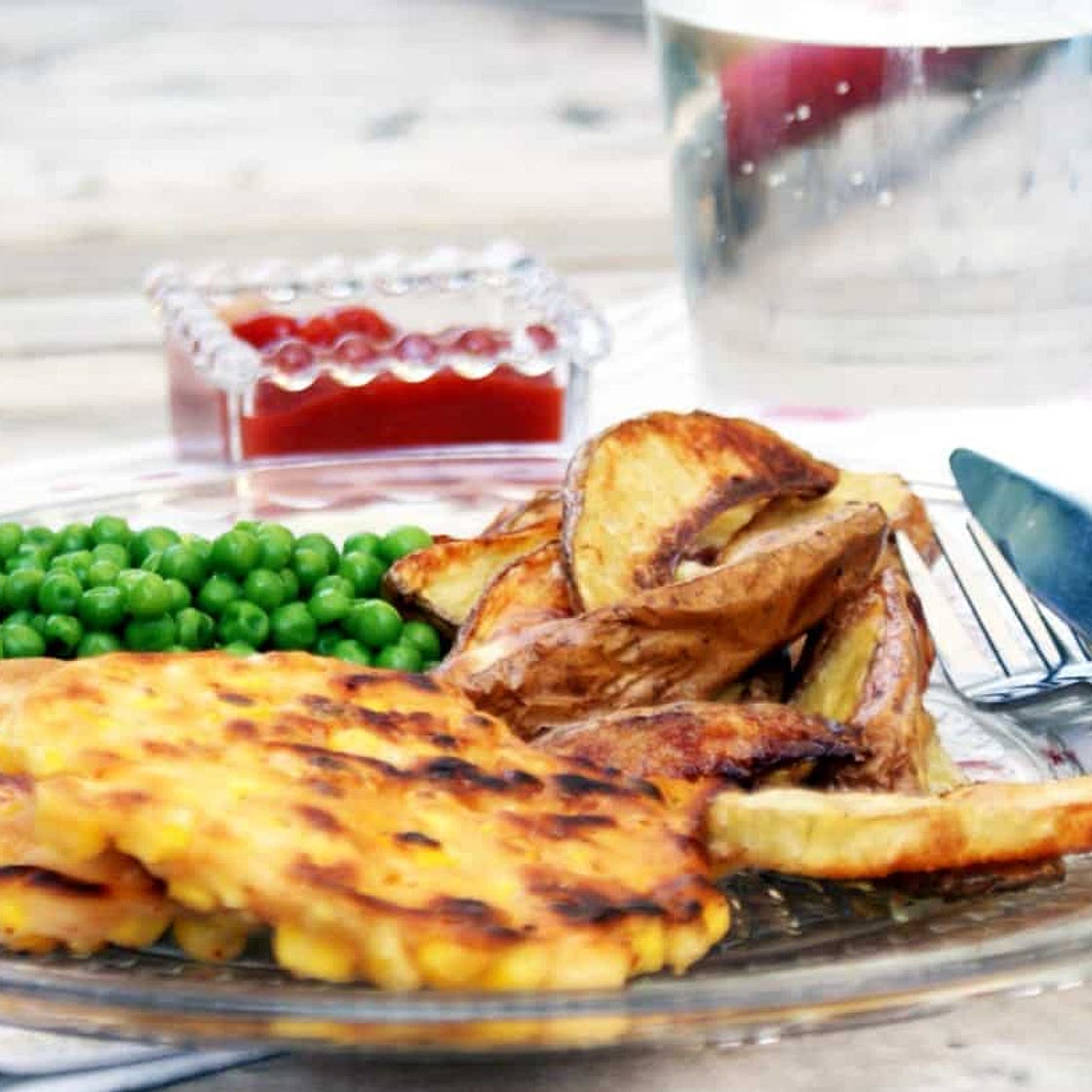 Sweetcorn fritters, wedges & peas