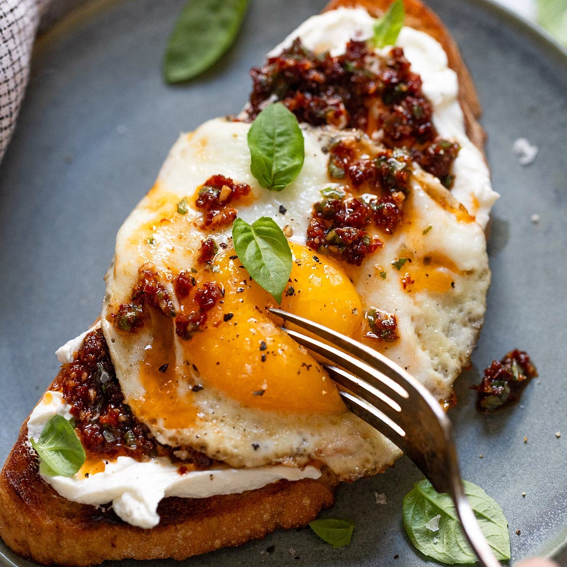 Goat Cheese Toast with Sun-Dried Tomatoes, Basil & Egg