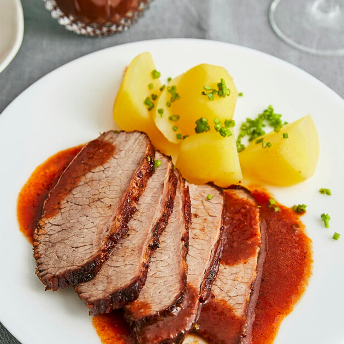 Rinderbraten – nach Omas Geheimrezept – zart & saftig