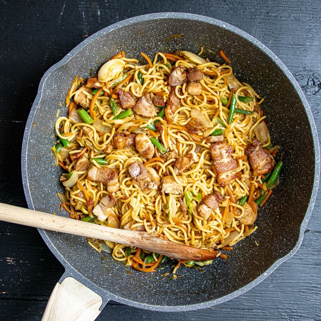 How to Make Pancit Canton (Easy Recipe)