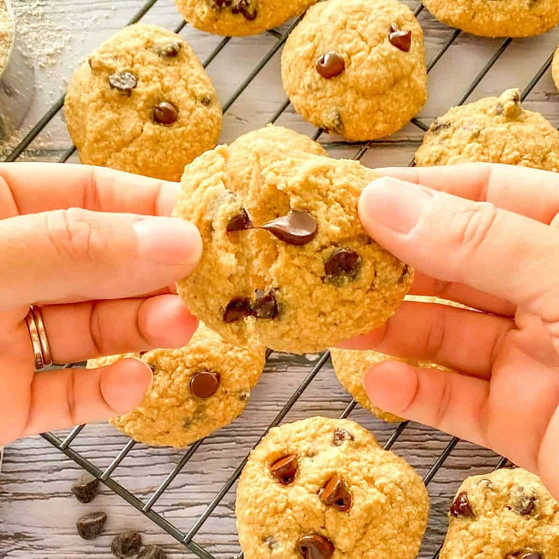 Vegan Chocolate Chip Cookies [Oil Free]
