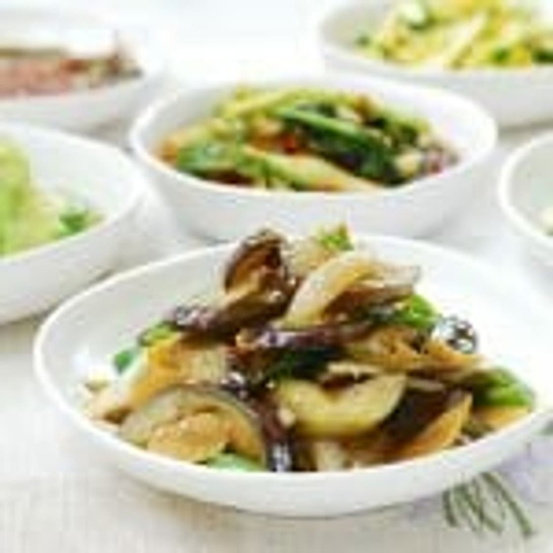 Gaji Bokkeum (Stir-fried Eggplant Side Dish)