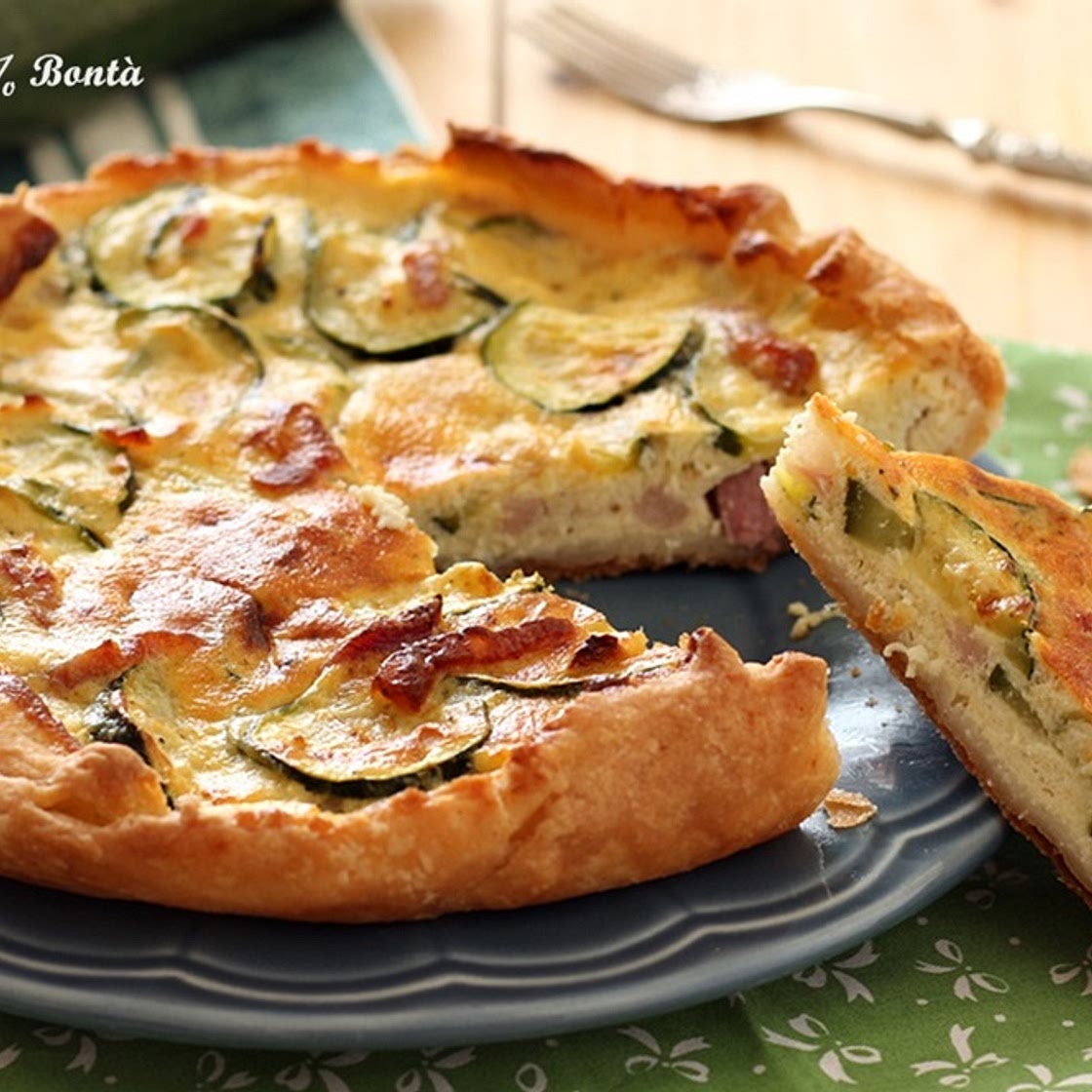 Torta rustica con zucchine e pancetta