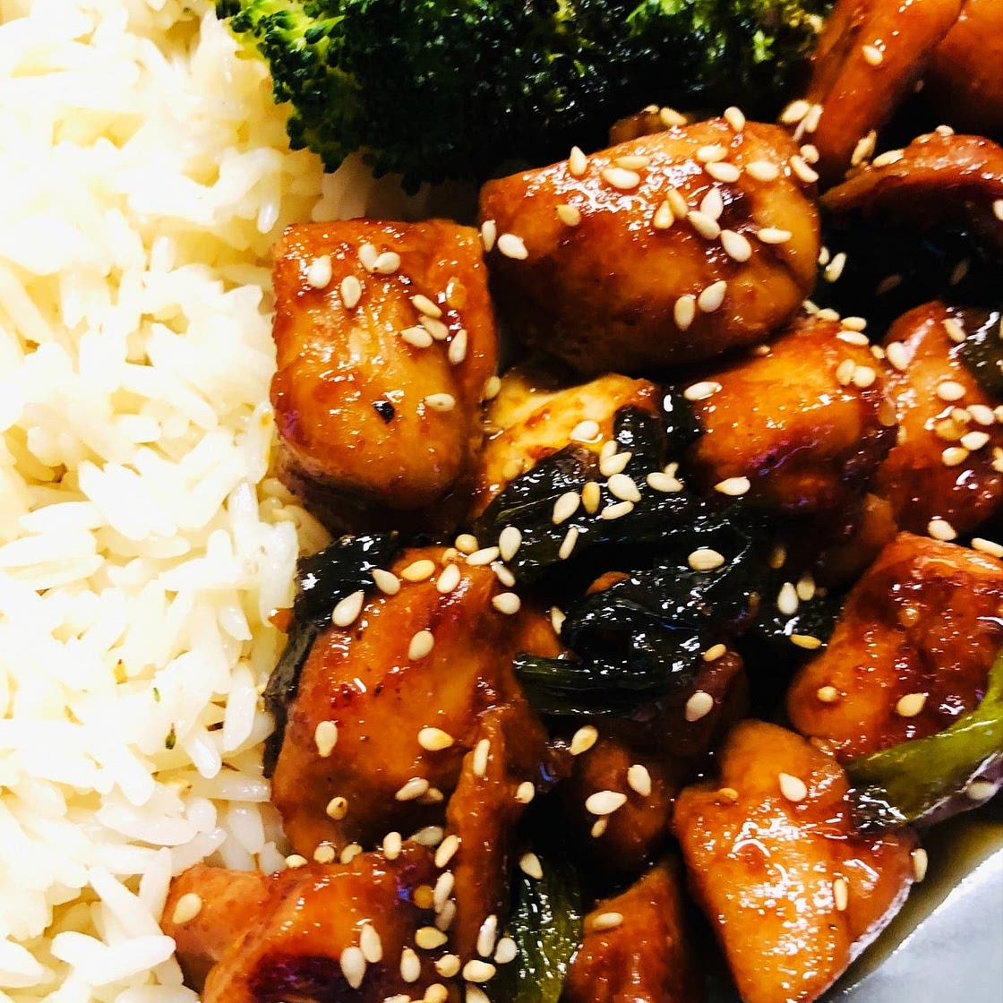 Honey Sriracha Chicken Bites