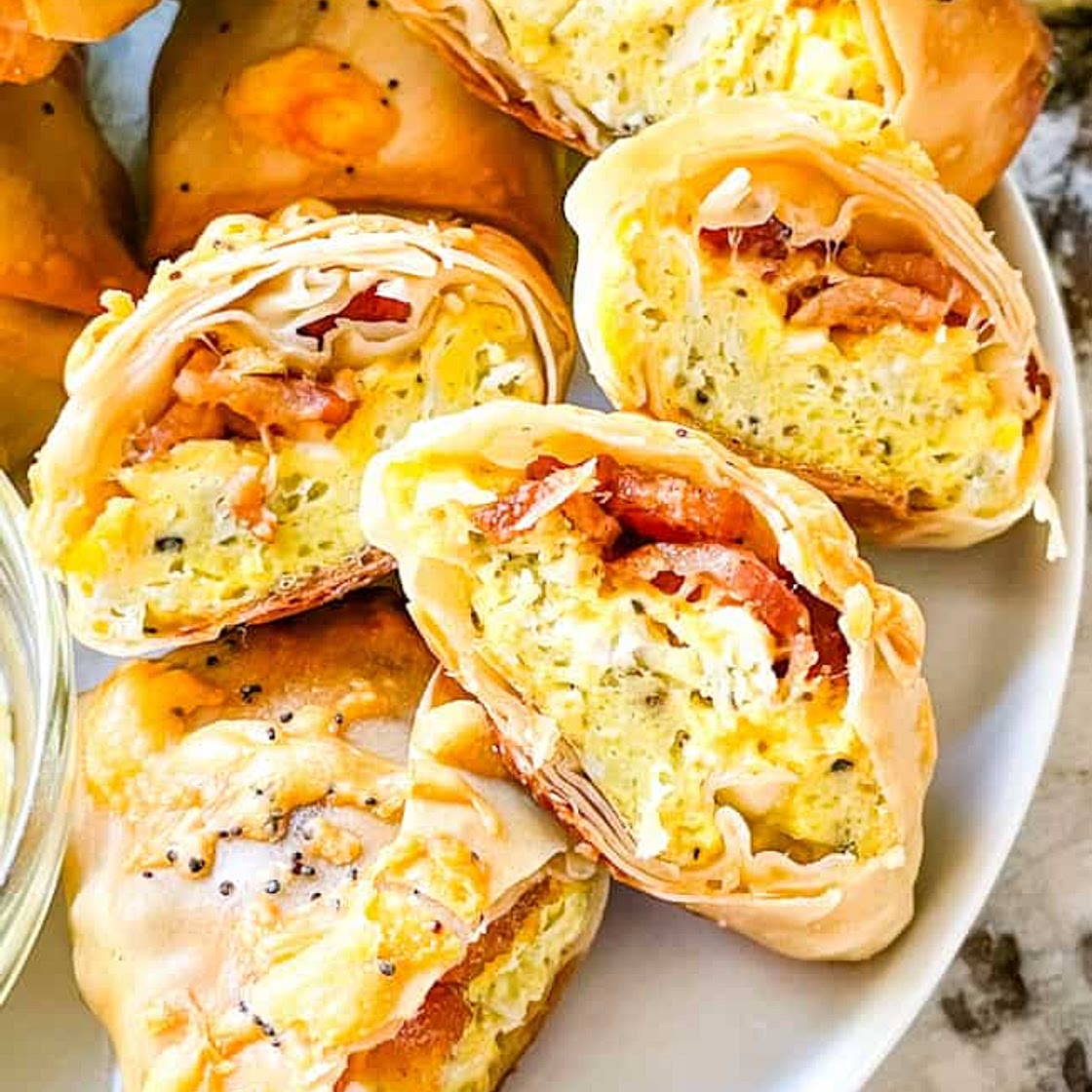 Bacon and Egg Rolls