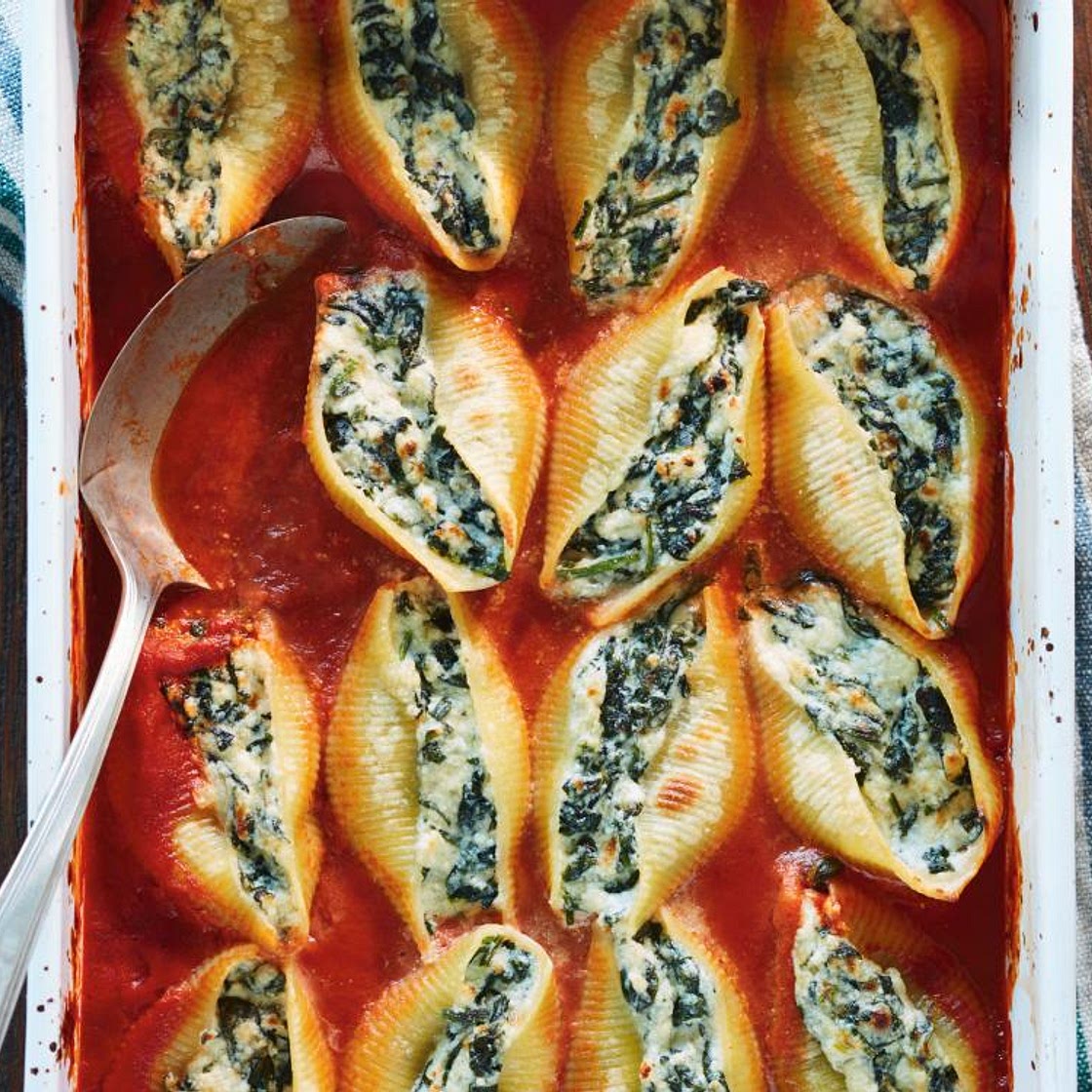 Coquilles géantes farcies à la ricotta et aux épinards, sauce rosée