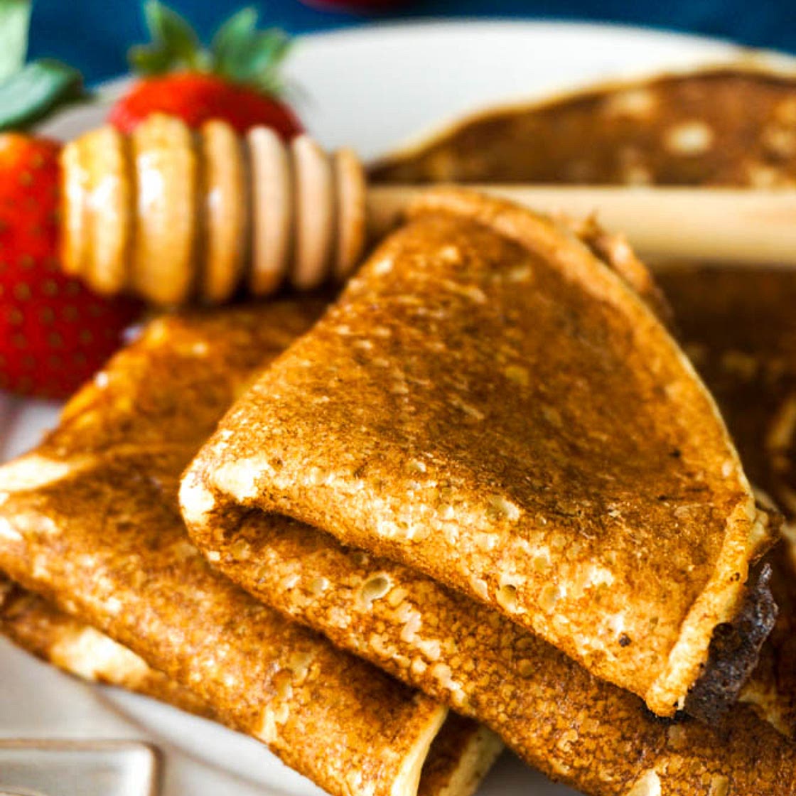 Fluffy Greek Yogurt Pancakes Recipe