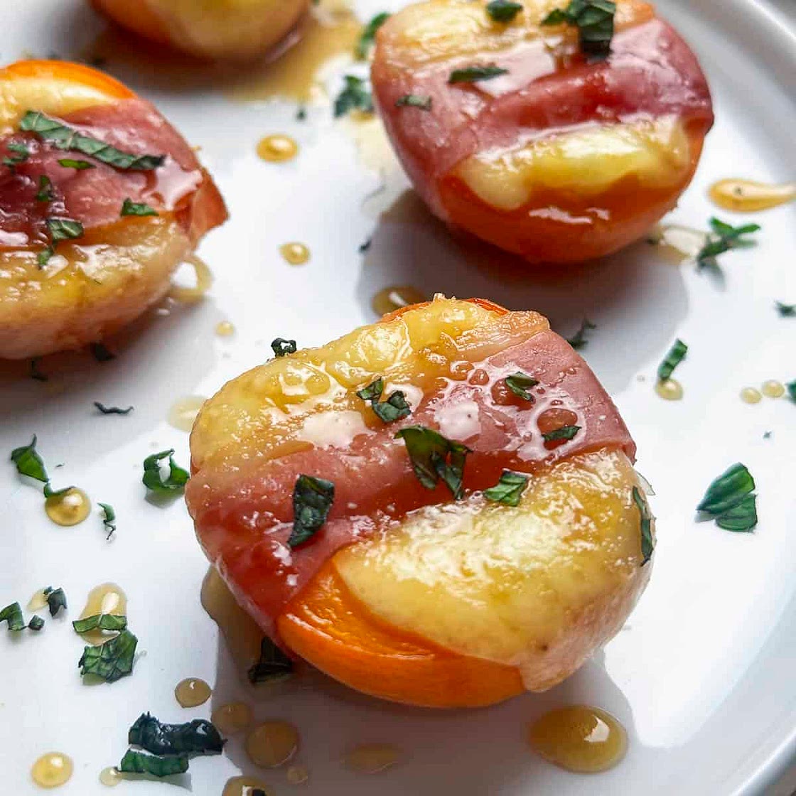 Prosciutto-Wrapped Apricots with Honey and Brie