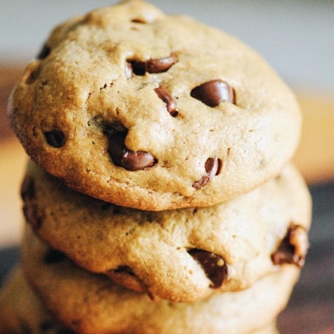 Thick and Chewy Chocolate Chip Tahini Cookies (Gluten-Free, Flourless)