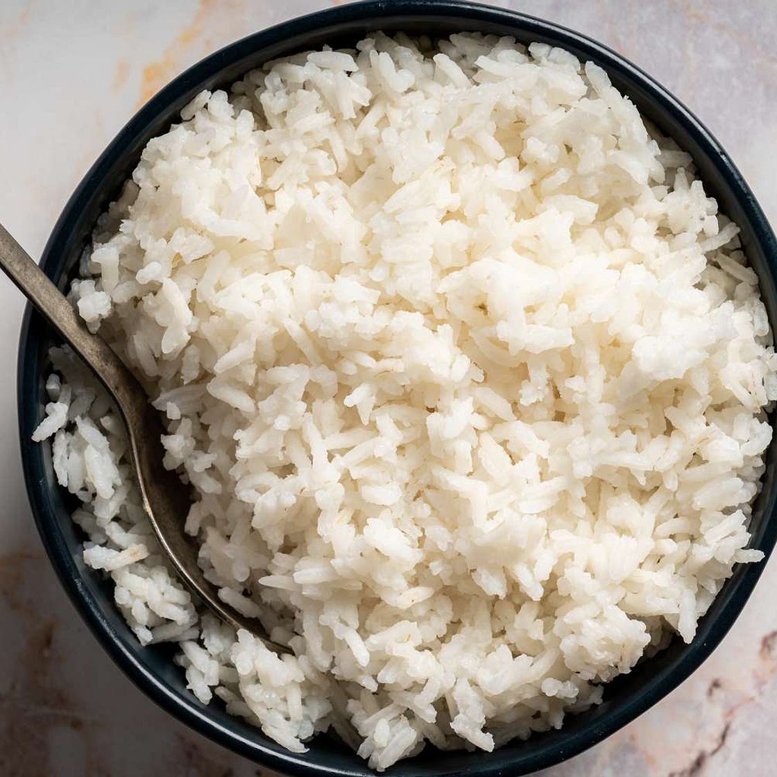 Simple White Rice (Arroz Blanco)