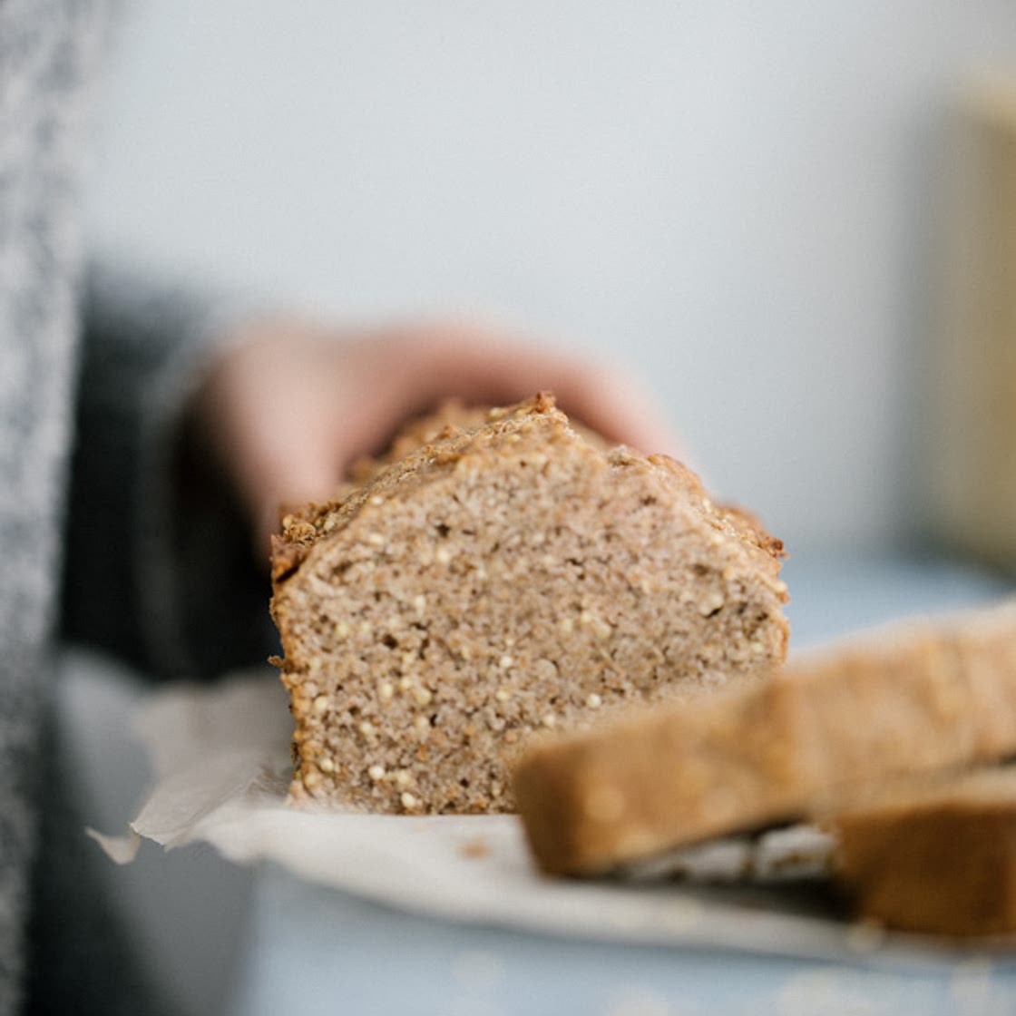 pain aux bananes croquant au millet & aux épices