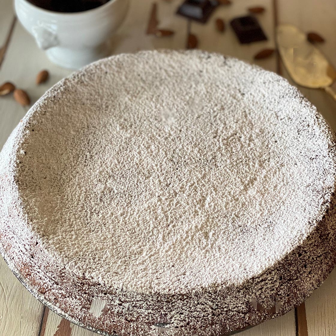 Torta caprese originale. Tutti i segreti di famiglia, spiegati passo passo