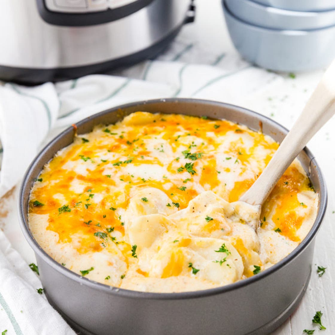 Instant Pot Scalloped Potatoes
