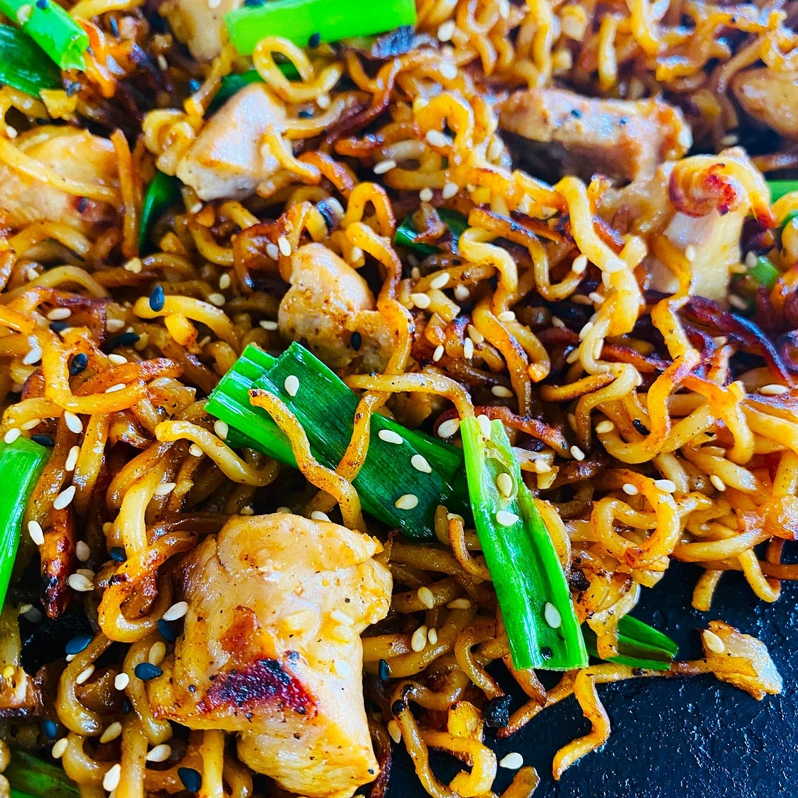 Blackstone Garlic Sriracha Chicken Ramen
